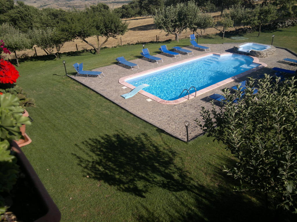 Villa Agriturismo Francadu à Santu Lussurgiu Extérieur photo